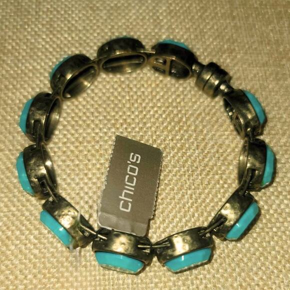 Chico's Turquoise Magnetic Lindy Bracelet NWT - Picture 3 of 3